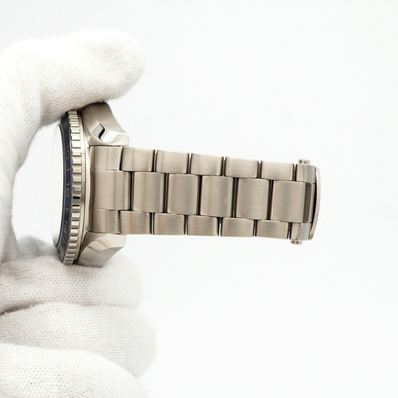 歐米茄海馬系列 232.90.44.22.03.001 海軍藍錶盤男士腕錶-5