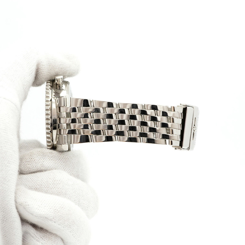 百年靈 Navitimer 01 AB0120 黑色錶盤男錶-5