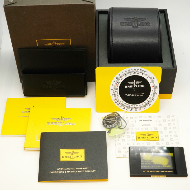 百年靈 Navitimer 01 AB0120 黑色錶盤男錶-8