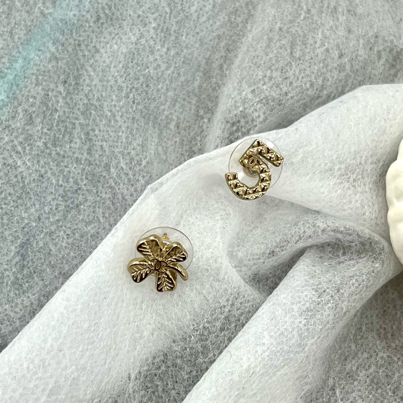 Chanel 香奈兒 不對稱耳釘 20C-2