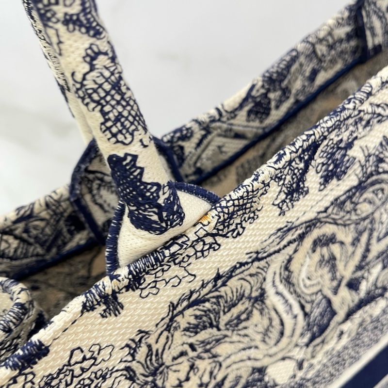 Dior 迪奧 BookTote 大號藍色動物園系列 托特包Tote-11