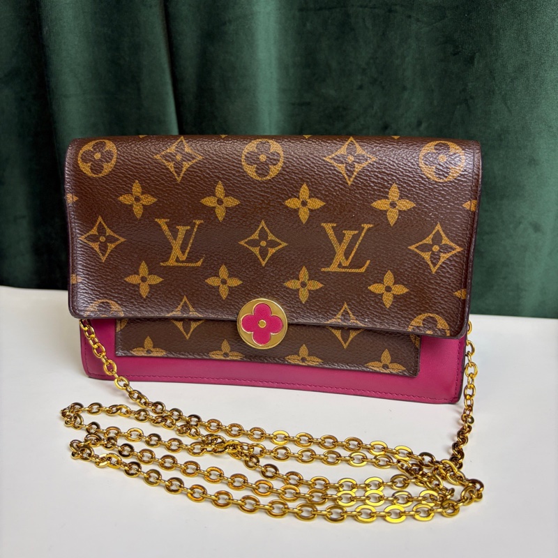 98新❤️LV/路易威登 Flore小花WOC鏈條包，經典老花拼玫紅，鏈條肩帶都在，內里乾淨-0