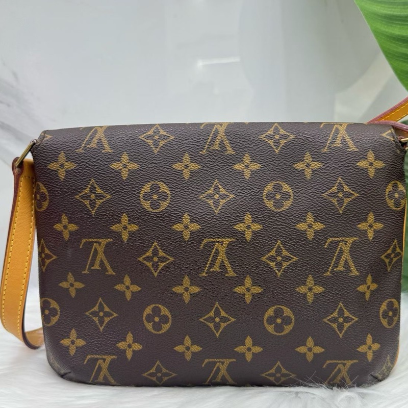 LV路易威登/Louis Vuitton老花橫版王菲包 編碼01 尺寸25x5x18cm-1