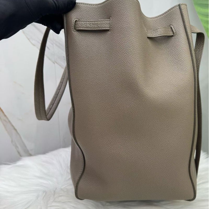 98新CELINE賽琳 Cabas Phantom灰褐色手提托特Tote單肩包 兩側抽繩設計 尺寸27x17x31cm-2