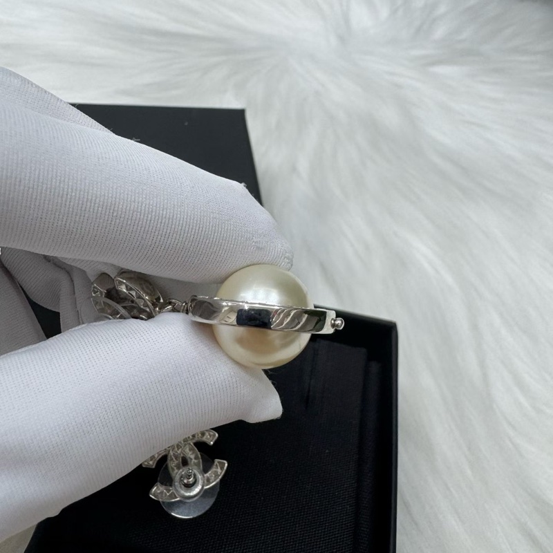 Chanel香奈兒雙C珍珠耳環 滿鑽雙C 圓環滿鑽鑲嵌珍珠吊墜-4