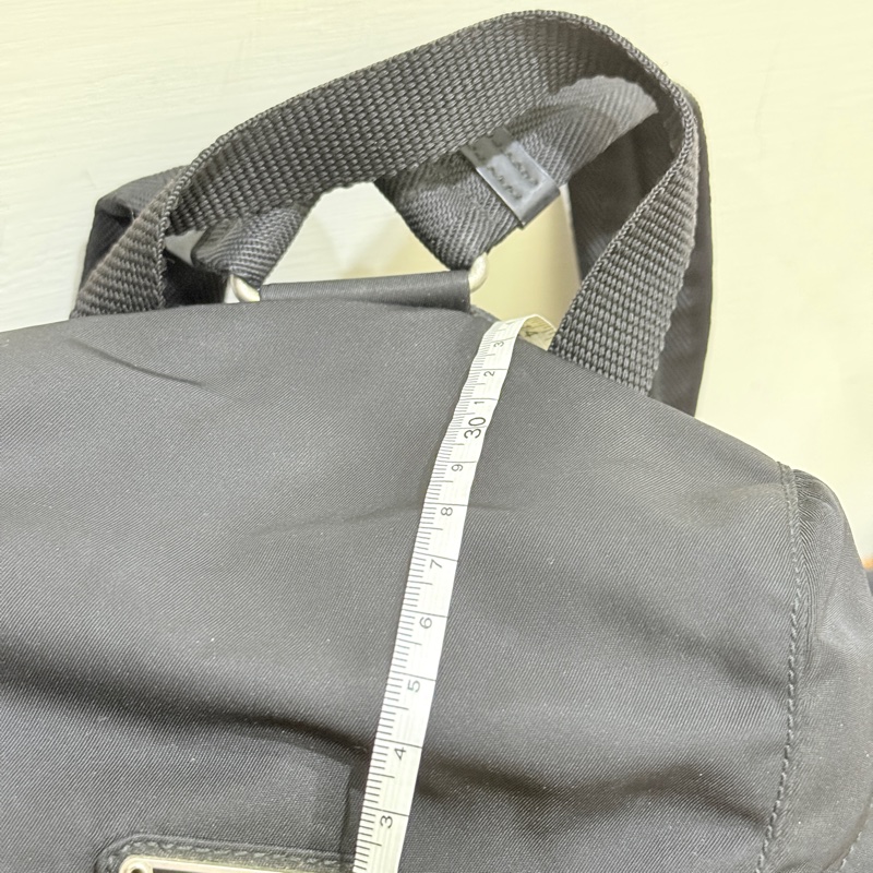 8新✨賠錢超甜賣🖤磁扣款🎖️超輕盈的PRADA經典尼龍 黑色後背包 降落傘背包-3