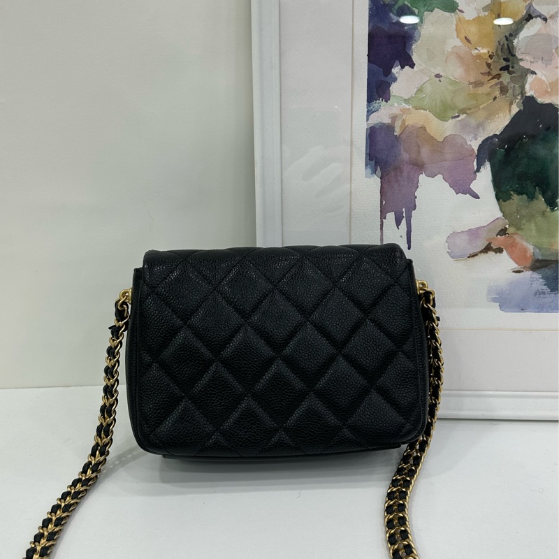 Chanel 香奈兒 21A金幣方胖子口蓋包 黑金配色 荔枝紋牛皮 有購證 尺寸：19×7×15-2