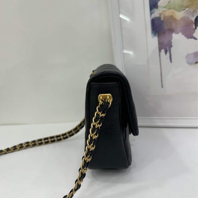 Chanel 香奈兒 21A金幣方胖子口蓋包 黑金配色 荔枝紋牛皮 有購證 尺寸：19×7×15-4