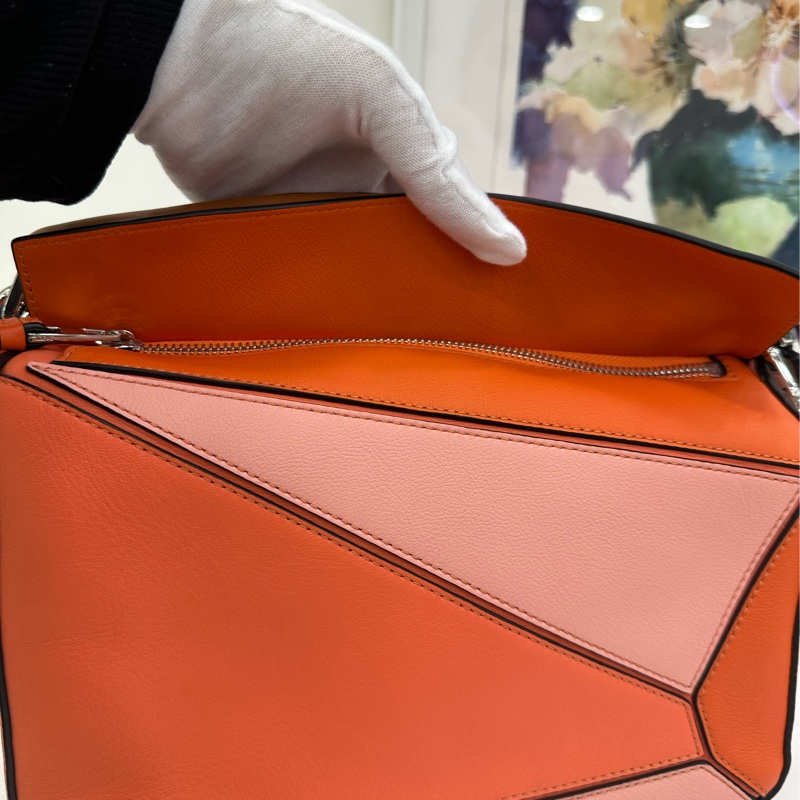 Loewe 羅意威 puzzle小號 24cm底長。-7