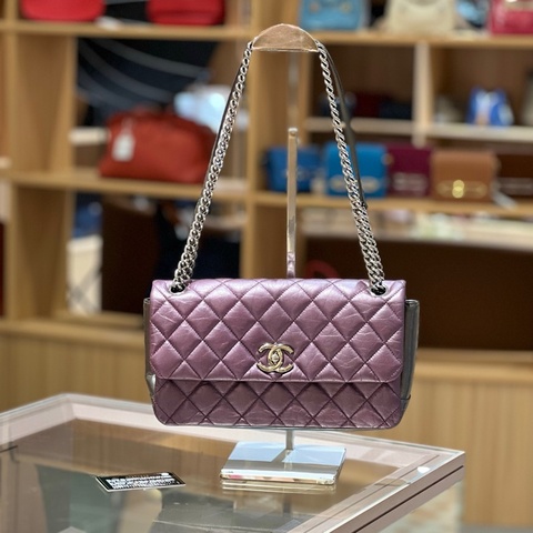 CHANEL香奈儿蓝银菱格纹外缝线