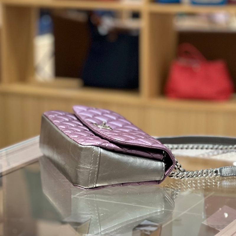 CHANEL香奈儿蓝银菱格纹外缝线-3