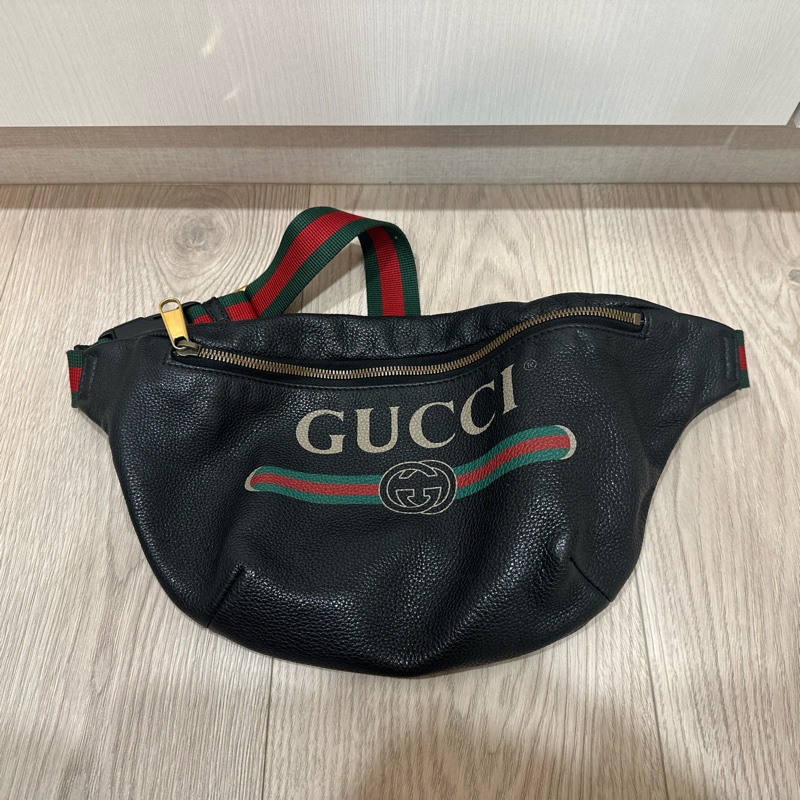 Gucci 大黑色皮革 腰包/斜背包 /胸包-6