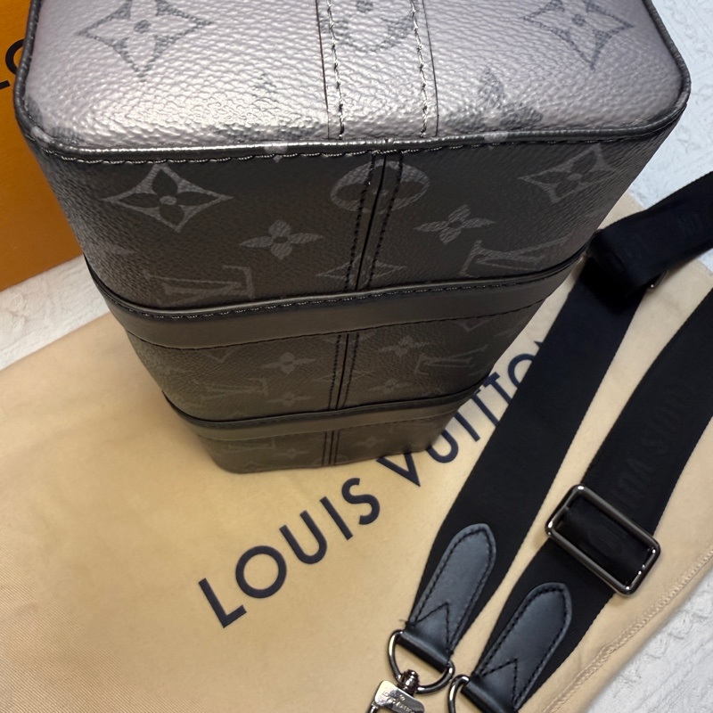 閒置未使用 LV 路易威登 keepall 27 city 芯片款 25年7月 配件 塵袋 尺寸：27 cm × 17 cm × 13 cm-2