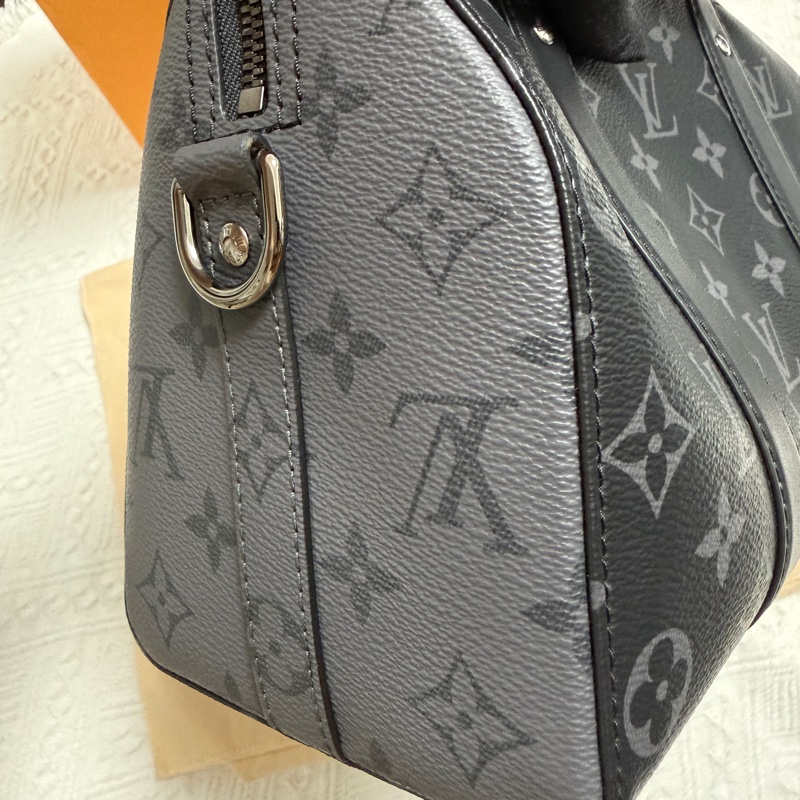 閒置未使用 LV 路易威登 keepall 27 city 芯片款 25年7月 配件 塵袋 尺寸：27 cm × 17 cm × 13 cm-7