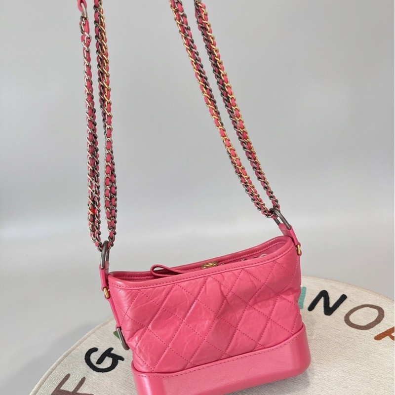 香奈兒Chanel 粉色油腊牛 小號流浪包 好成色 甜甜價 尺寸20*8*15 專櫃價近20萬-4