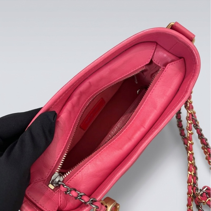 香奈兒Chanel 粉色油腊牛 小號流浪包 好成色 甜甜價 尺寸20*8*15 專櫃價近20萬-5