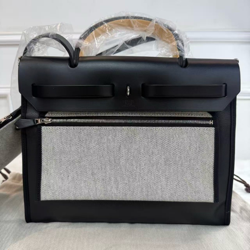 閒置新✨ Hermes herbag31 黑色拼防水塗層-1