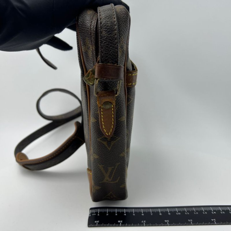 Louis Vuitton Monogram 老花直式單層相機包-1