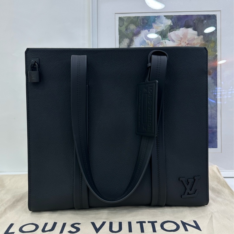 LV Aerogram tote黑色全皮公事包 takeoff tote 晶片款 黑色 牛皮 尺寸36.5*33*13-1