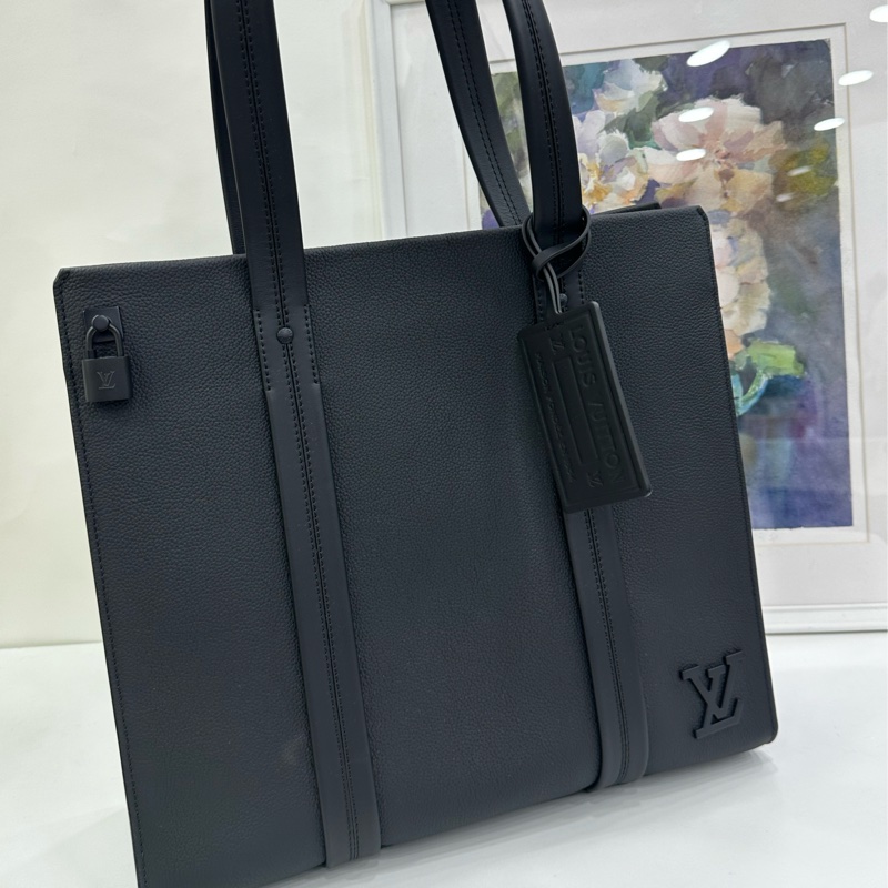 LV Aerogram tote黑色全皮公事包 takeoff tote 晶片款 黑色 牛皮 尺寸36.5*33*13-6