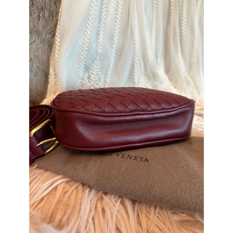 閒置全新未使用 Bottega Veneta 枣紅編織 腰包（附皮帶）可做斜挎包-5
