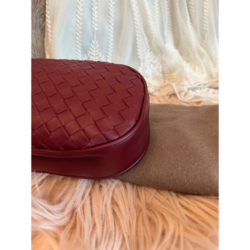 閒置全新未使用 Bottega Veneta 枣紅編織 腰包（附皮帶）可做斜挎包-7
