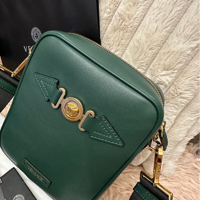 范思哲 男包 Versace 軍綠皮革美杜莎相機包 /斜挎包-1