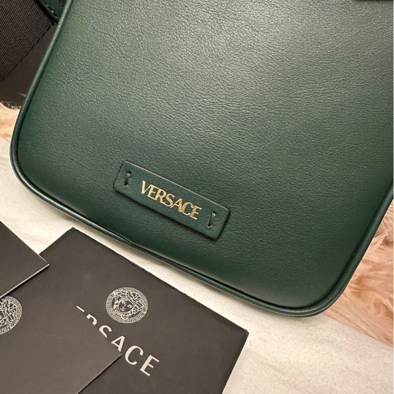 范思哲 男包 Versace 軍綠皮革美杜莎相機包 /斜挎包-14