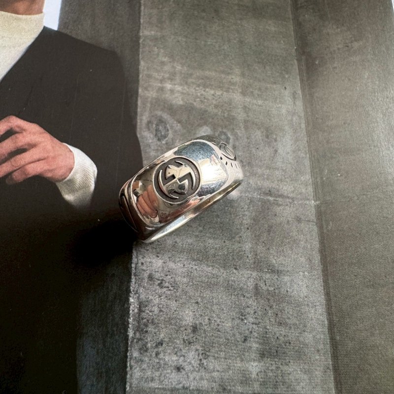 😍純銀不掉色超可愛 Gucci 銀色造型寬版戒指-0
