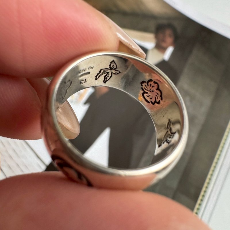 😍純銀不掉色超可愛 Gucci 銀色造型寬版戒指-1