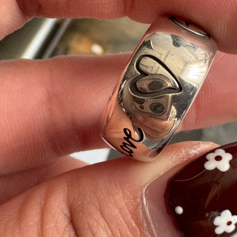 😍純銀不掉色超可愛 Gucci 銀色造型寬版戒指-5