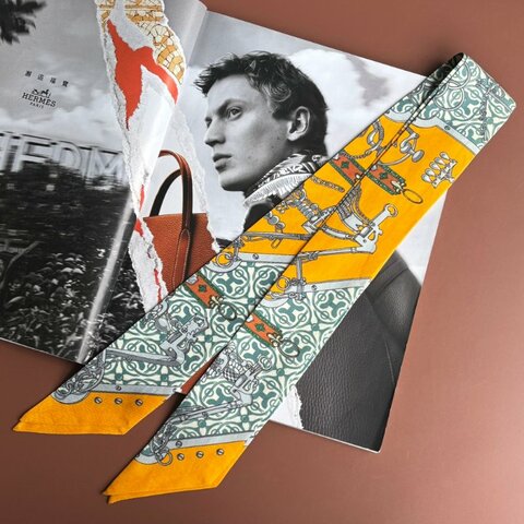 ::HERMES:: Scarf Twilly Horse Bit and Chain Silk Multicolor Orange Green 絲巾黃色/綠色/彩色