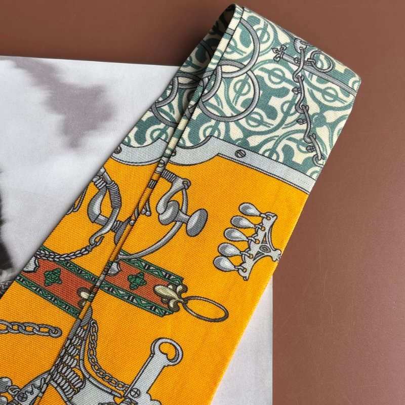 ::HERMES:: Scarf Twilly Horse Bit and Chain Silk Multicolor Orange Green 絲巾黃色/綠色/彩色-4