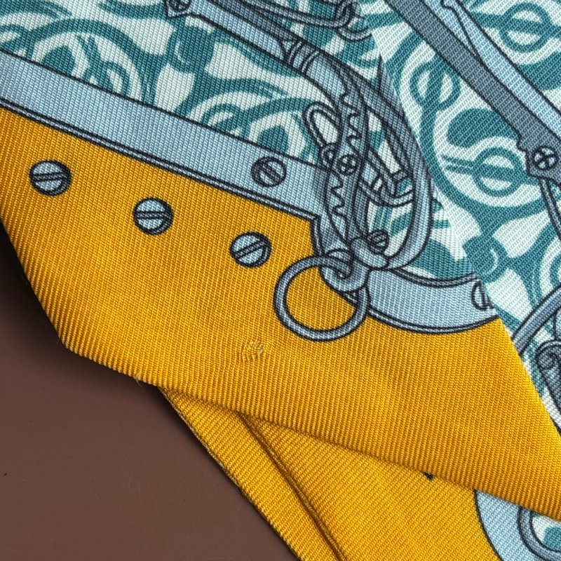 ::HERMES:: Scarf Twilly Horse Bit and Chain Silk Multicolor Orange Green 絲巾黃色/綠色/彩色-9