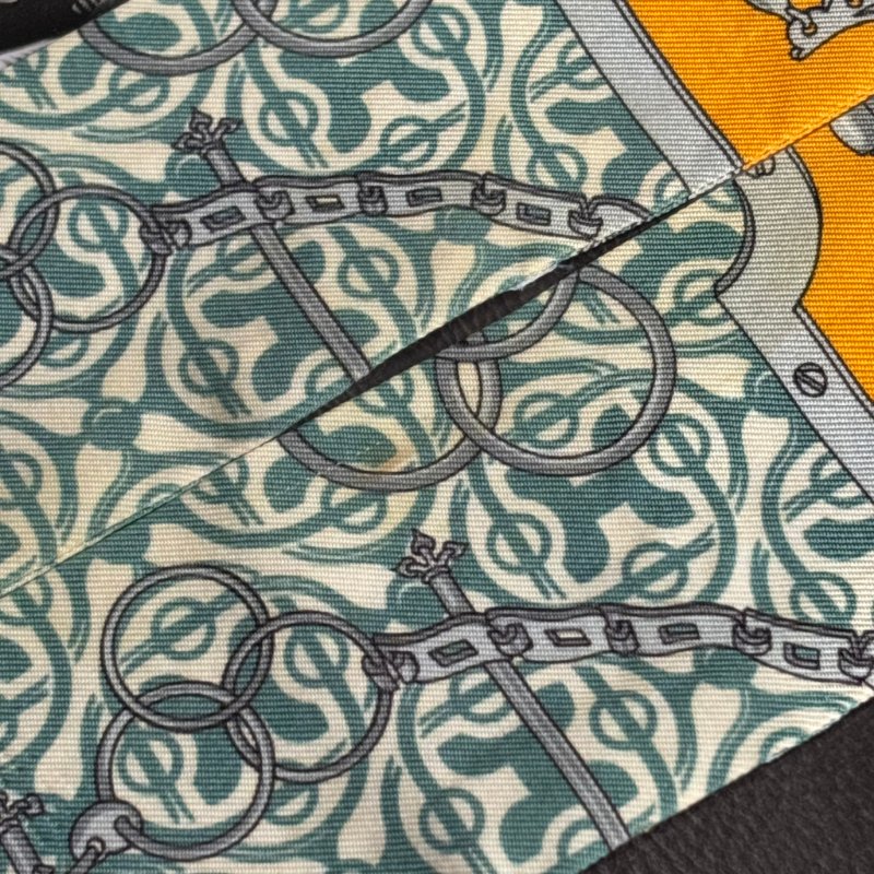 ::HERMES:: Scarf Twilly Horse Bit and Chain Silk Multicolor Orange Green 絲巾黃色/綠色/彩色-13