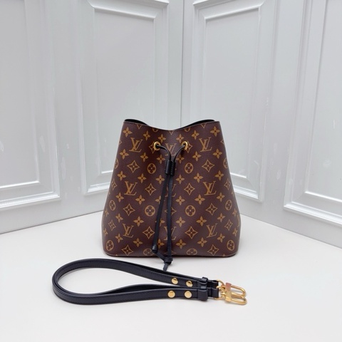 LV 經典老花黑水桶包Neonoe MM