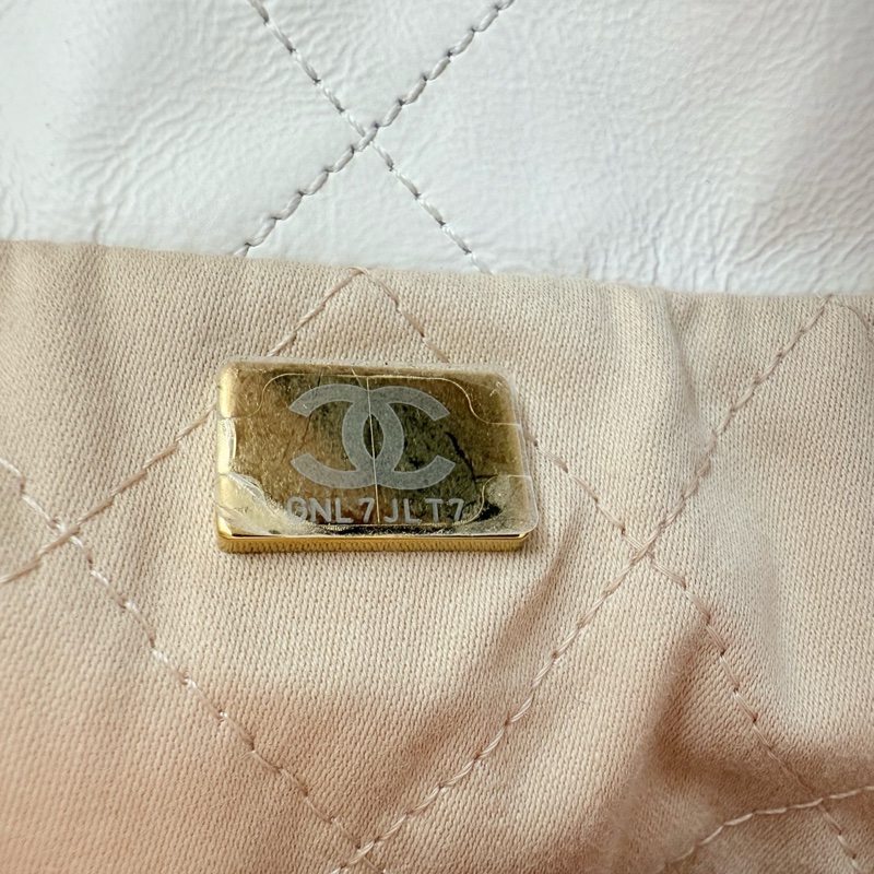 閒置新 香奈兒 24c 白金 黑字 22bag 中號 23年12月芯片款 無子袋 好價 尺寸42*39*8-6