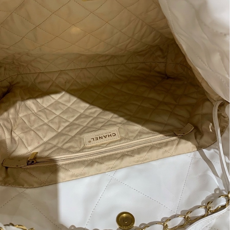 閒置新 香奈兒 24c 白金 黑字 22bag 中號 23年12月芯片款 無子袋 好價 尺寸42*39*8-7