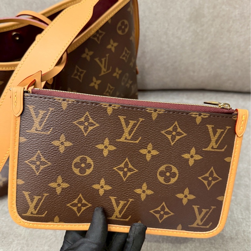 LV carryall PM-6