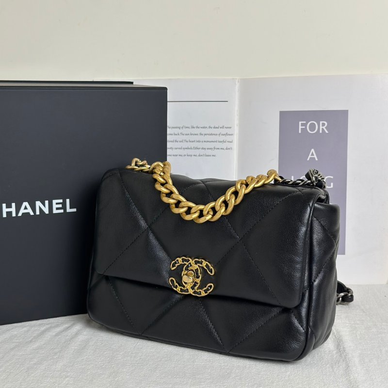 CHANEL 19 Bag 菱格紋羊皮手提肩背包 26 - 黑金-2