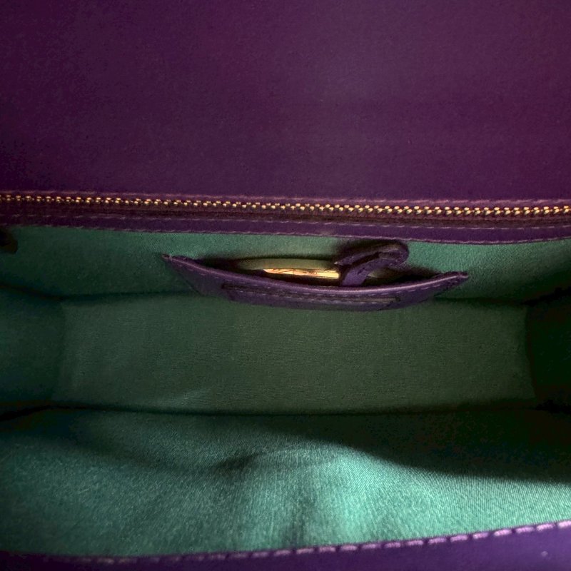 ✨明星同款 Bvlgari 紫色蛇頭肩背包-15