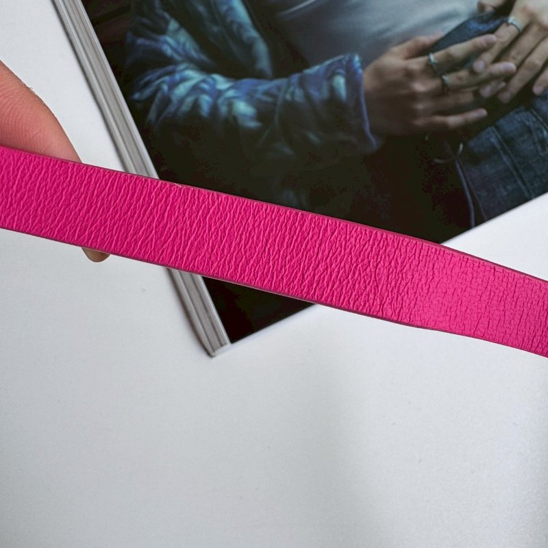 🩷狀況超級新羊皮🩷Bottega Veneta 桃紅亮色斜背包-11