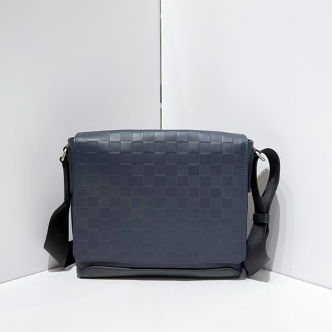 路易威登/Louis Vuitton  深藍色 棋盤格純皮款 有芯片壓紋logo 斜挎單肩包 25.0x 22.0x 7.0 cm