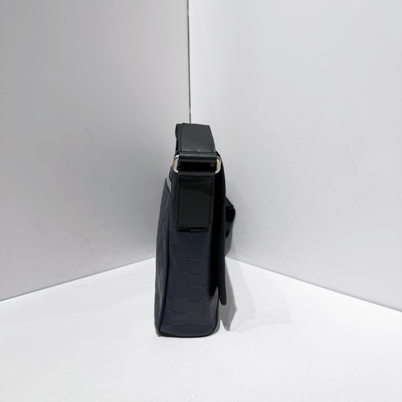 路易威登/Louis Vuitton  深藍色 棋盤格純皮款 有芯片壓紋logo 斜挎單肩包 25.0x 22.0x 7.0 cm-2