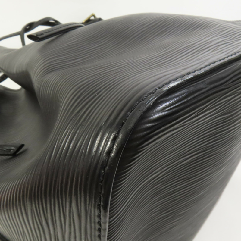 LOUIS VUITTON Epi Petit Noe金扣肩背袋-11