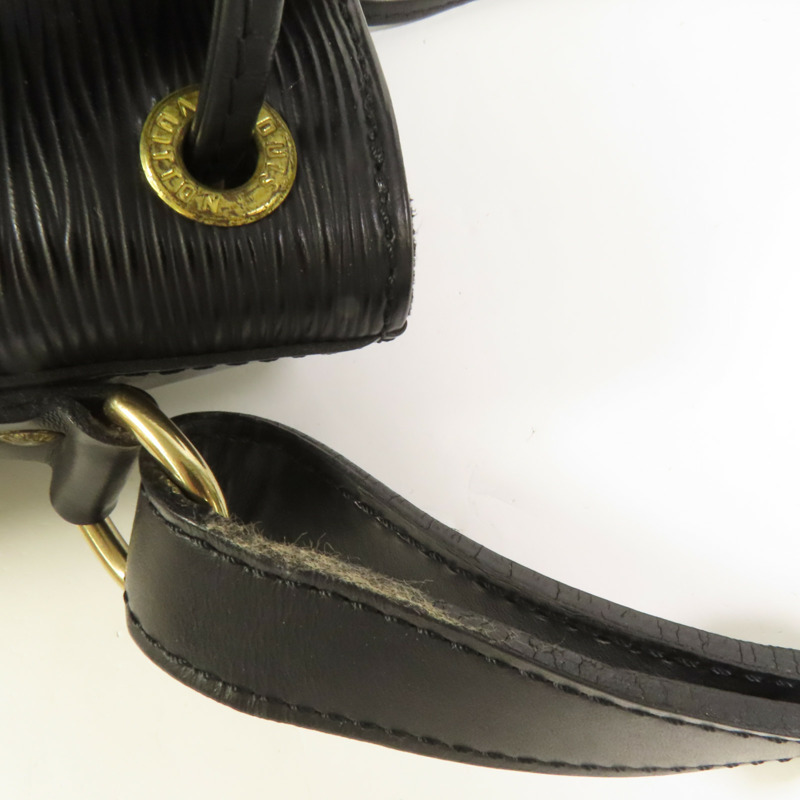 LOUIS VUITTON Epi Petit Noe金扣肩背袋-19