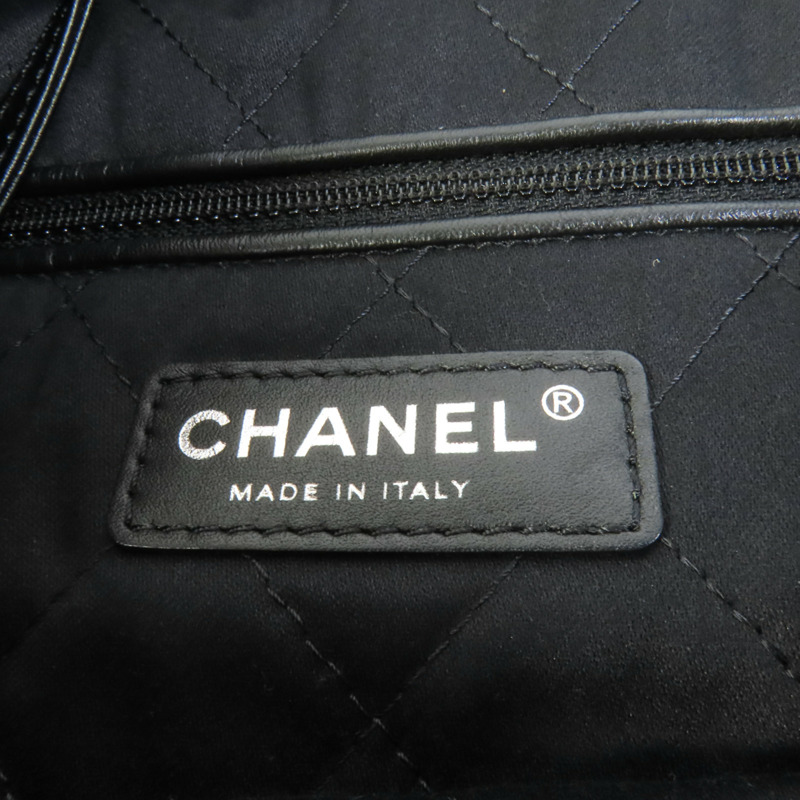 CHANEL 牛皮皮革Chanel 22 Small銀扣鏈帶肩背袋-10