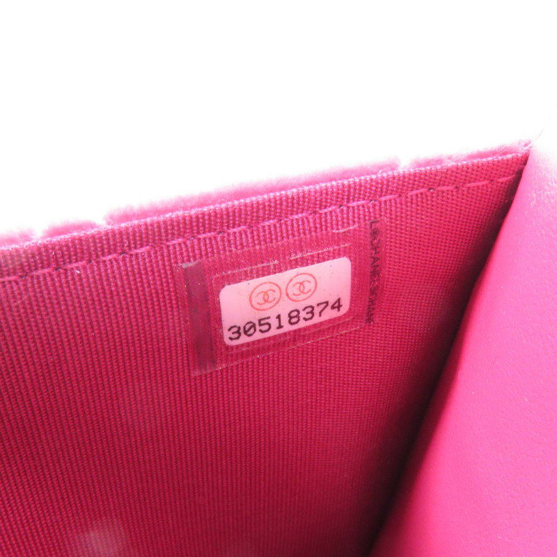 CHANEL 天鵝絨WOC Wallet On Chain金扣鏈帶肩背袋-11