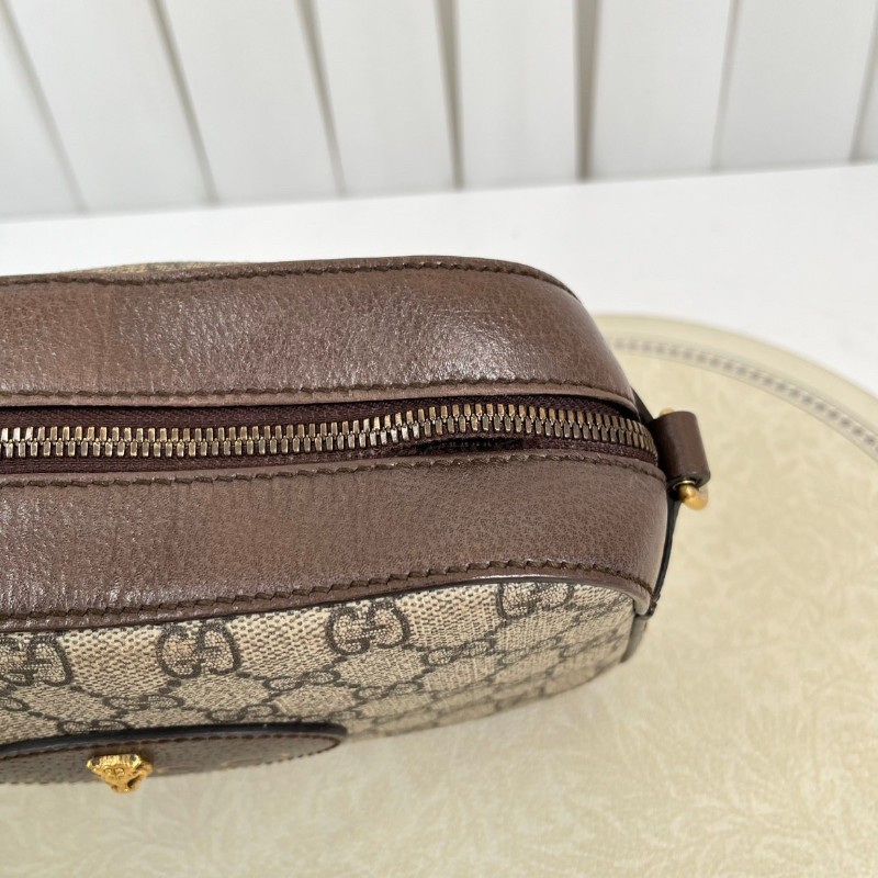 GUCCI古馳 Neo Vintage系列 燙金徽標金屬虎頭老花滿印織物肩帶 帆布拼皮相機包 斜挎包單肩包-18