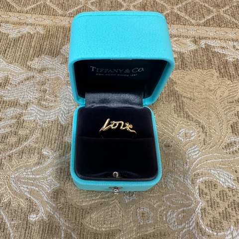 Tiffany 750黃K金Palomas Graffiti小號Love戒指68178061